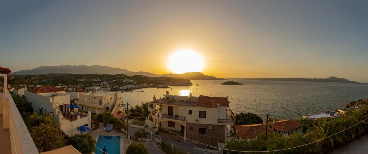 Manos Apartments Almirida エクステリア 写真