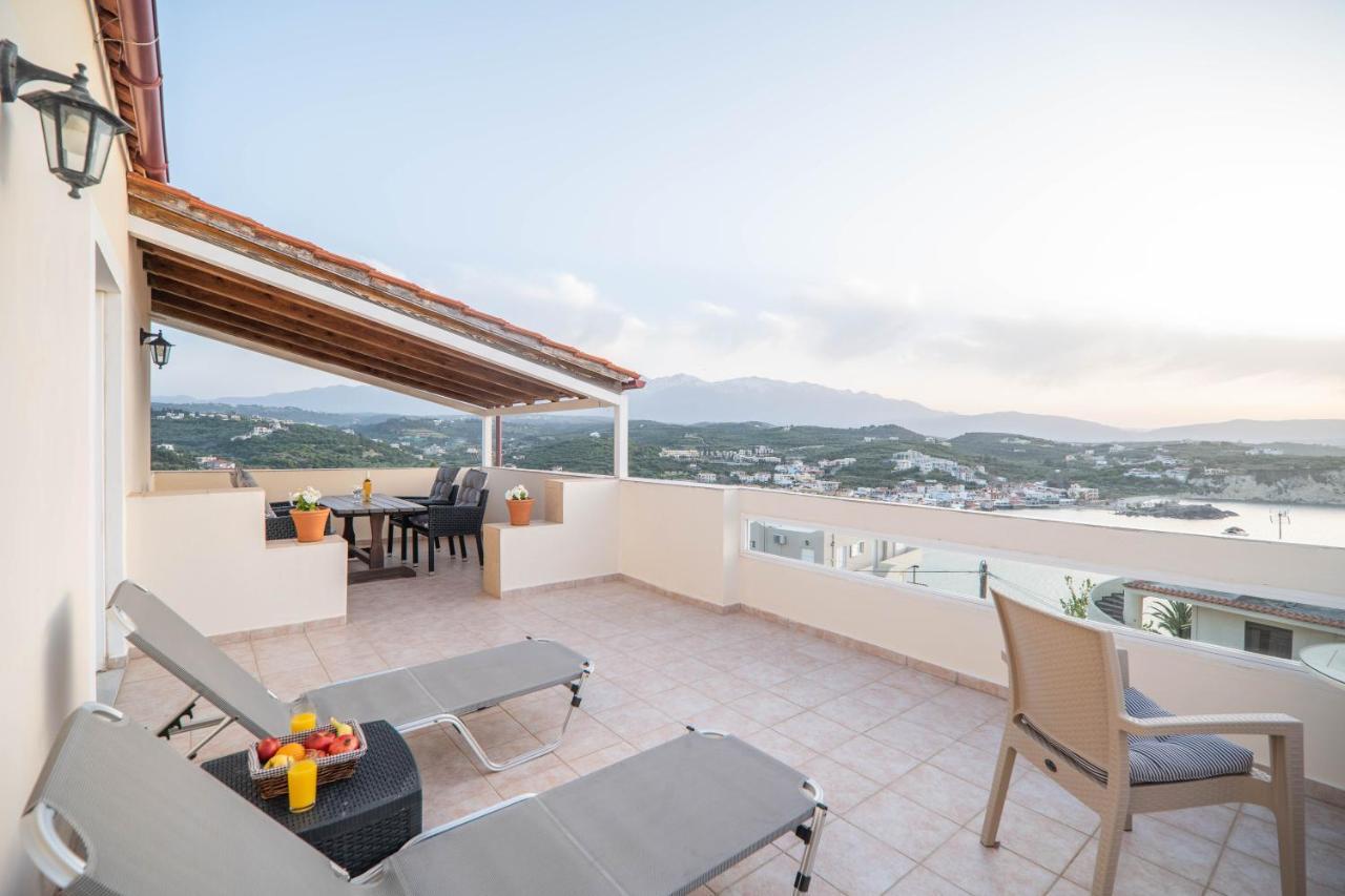 Manos Apartments Almirida エクステリア 写真