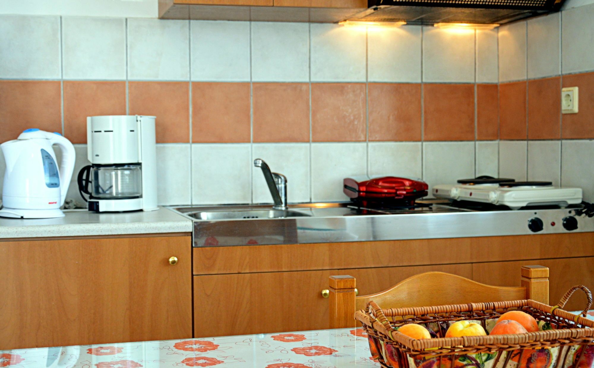 Manos Apartments Almirida エクステリア 写真